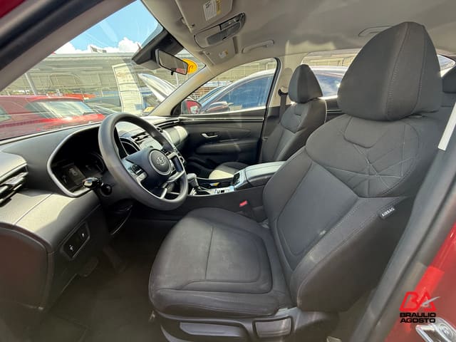 Hyundai Tucson SE 2023