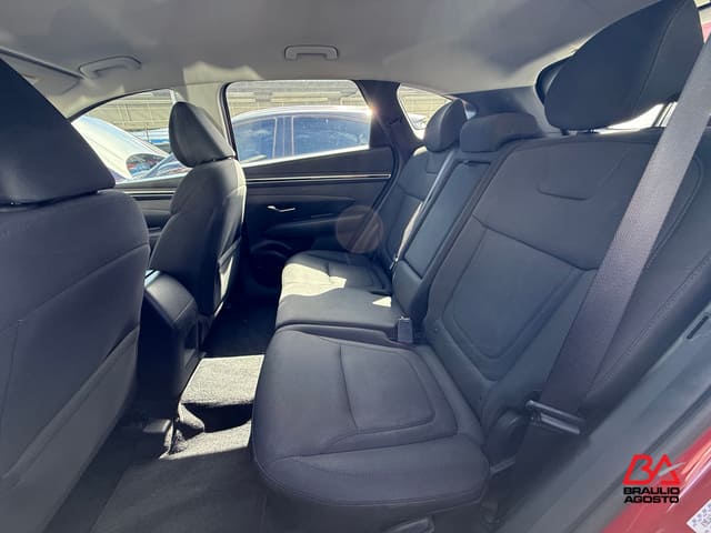Hyundai Tucson SE 2023