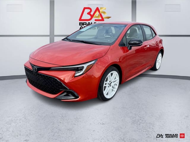 Toyota Corolla Hatchback SE 2026