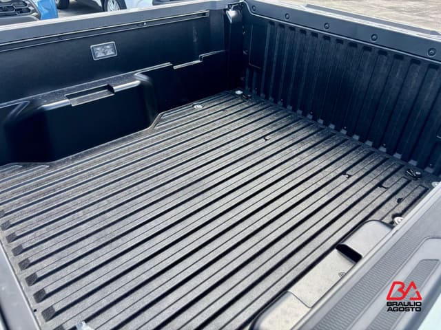 Toyota Tacoma 2WD SR5 2026