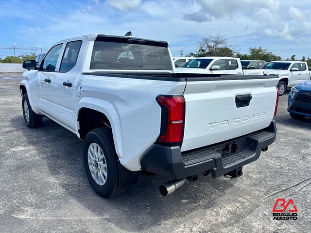 Toyota Tacoma 2WD SR5 2026