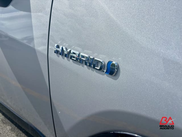 Toyota RAV4 Hybrid XSE 2021