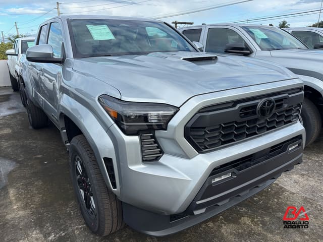 Toyota Tacoma 2WD SR5 2026
