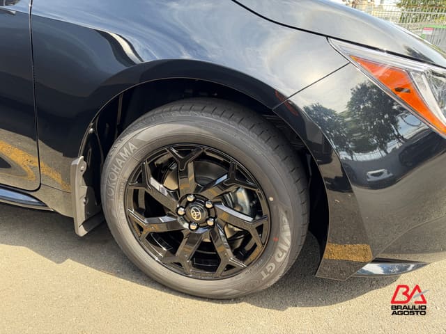 Toyota Corolla LE 2026