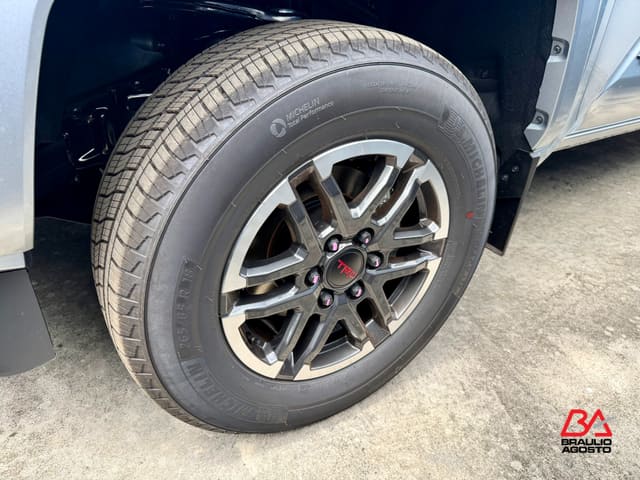 Toyota Tacoma 2WD SR5 2026
