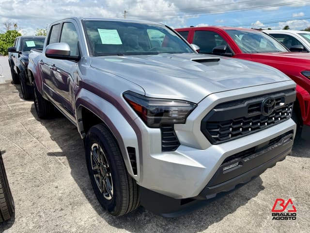 Toyota Tacoma 2WD SR5 2026