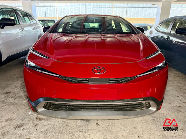Toyota Prius Plug-In Hybrid SE 2026