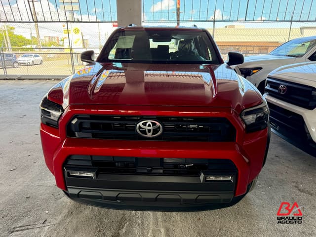 Toyota 4Runner SR5 2026