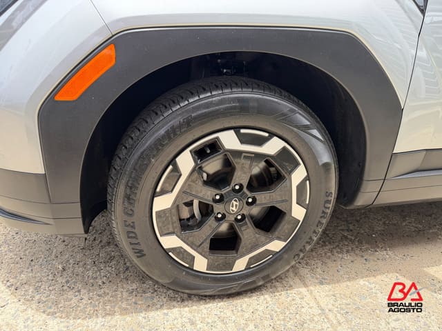 Hyundai Santa Fe SE 2024