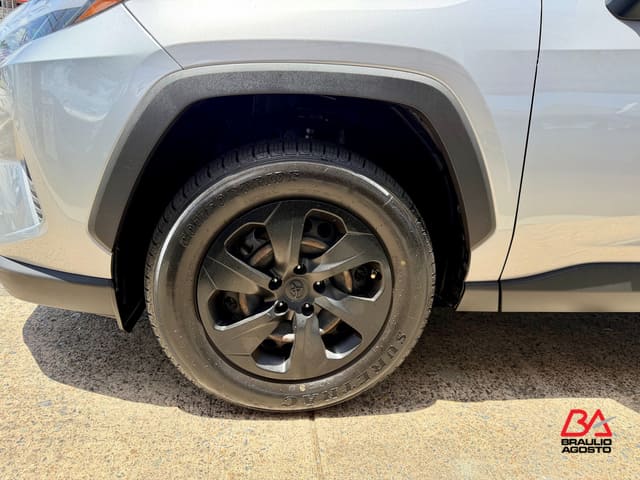 Toyota RAV4 LE 2023