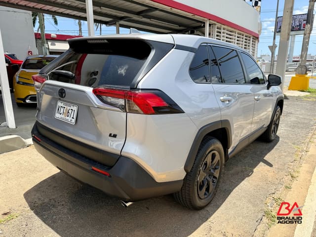 Toyota RAV4 LE 2023