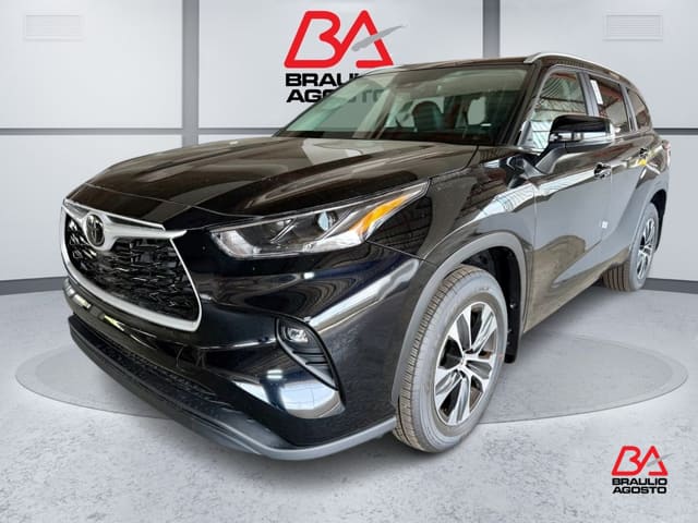 Toyota Highlander Hybrid XLE 2026