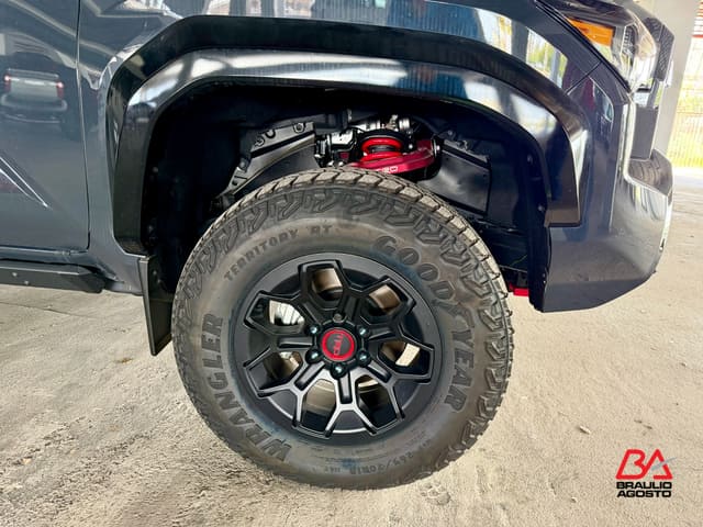 Toyota Tacoma 4WD TRD Pro Hybrid 2026