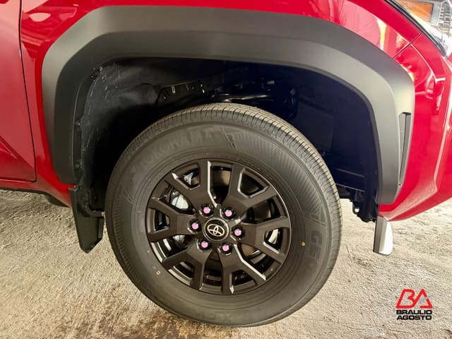 Toyota 4Runner SR5 2026