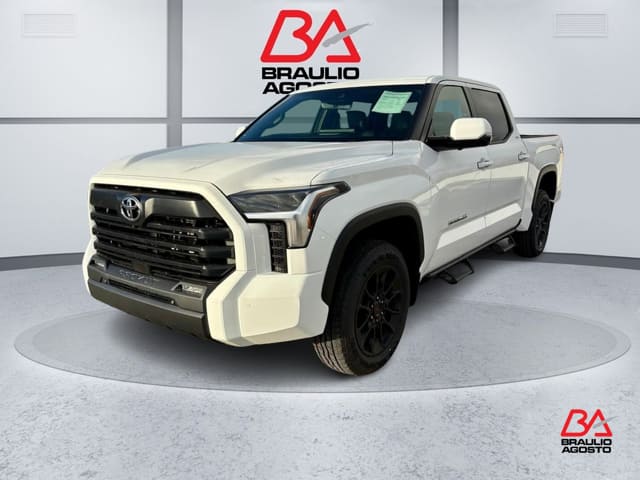 Toyota Tundra 4WD SR 2026