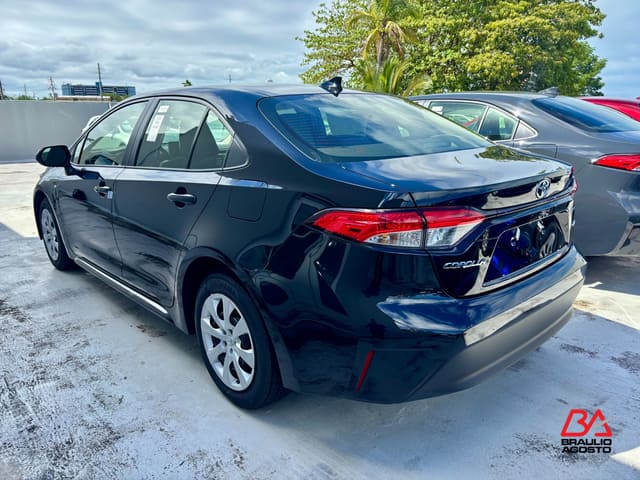 Toyota Corolla LE 2026