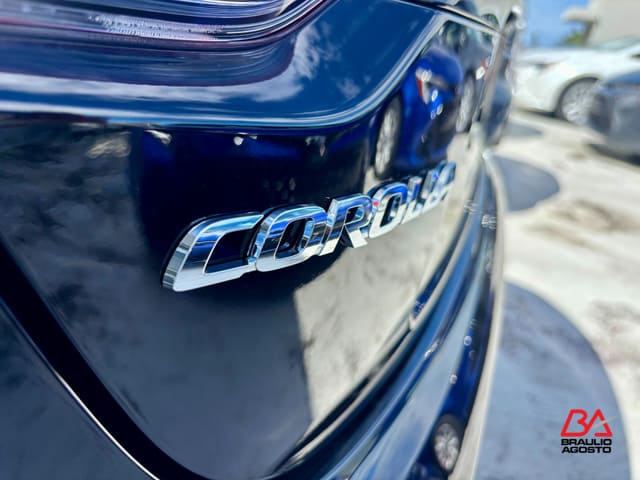 Toyota Corolla LE 2026