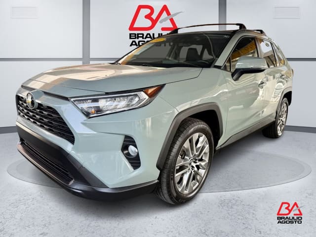 Toyota RAV4 XLE Premium 2021