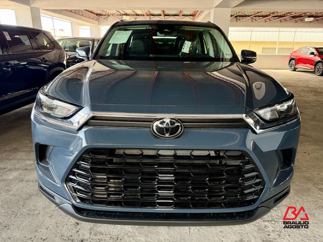 Toyota Grand Highlander XLE 2026