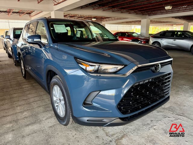 Toyota Grand Highlander XLE 2026