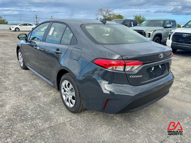 Toyota Corolla LE 2026