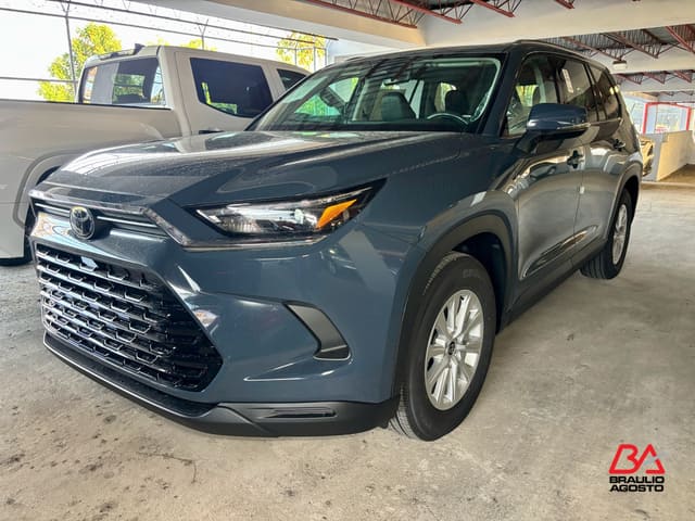 Toyota Grand Highlander XLE 2026