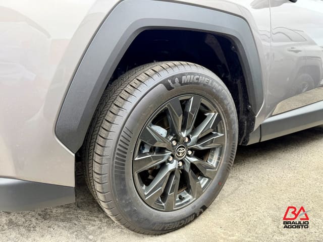 Toyota RAV4 XLE Premium 2026
