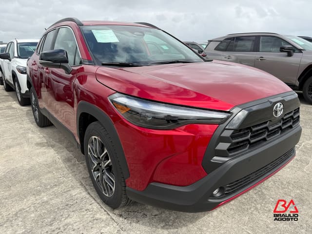 Toyota Corolla Cross XLE 2026