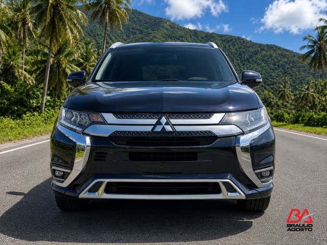 Mitsubishi Outlander PHEV SEL 2020