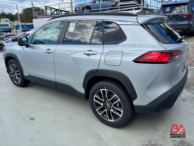 Toyota Corolla Cross XLE 2026