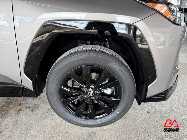 Toyota RAV4 SE 2026