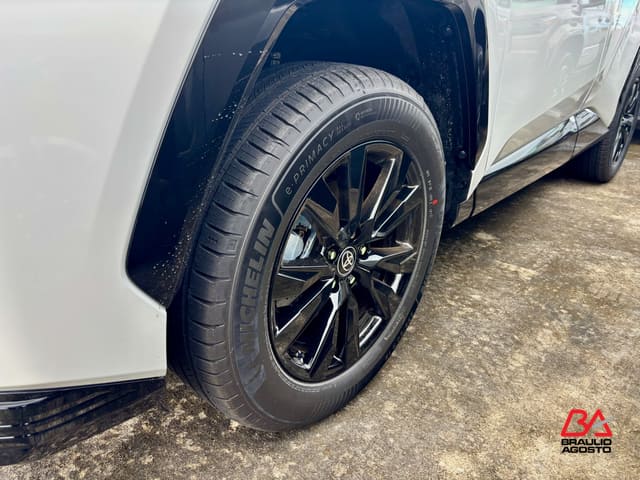 Toyota RAV4 SE 2026