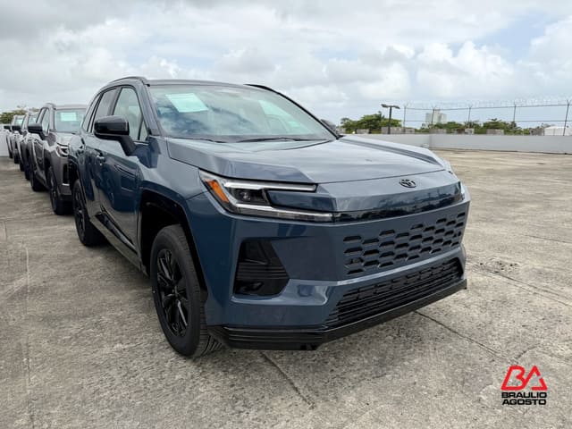 Toyota RAV4 SE 2026