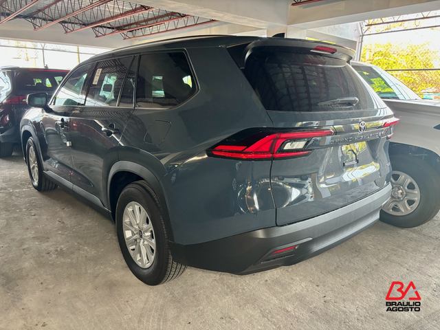 Toyota Grand Highlander XLE 2026