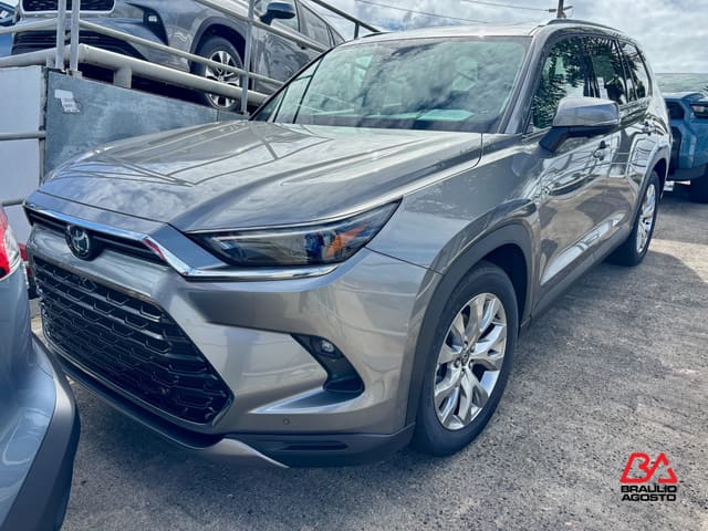 Toyota Grand Highlander LE 2026