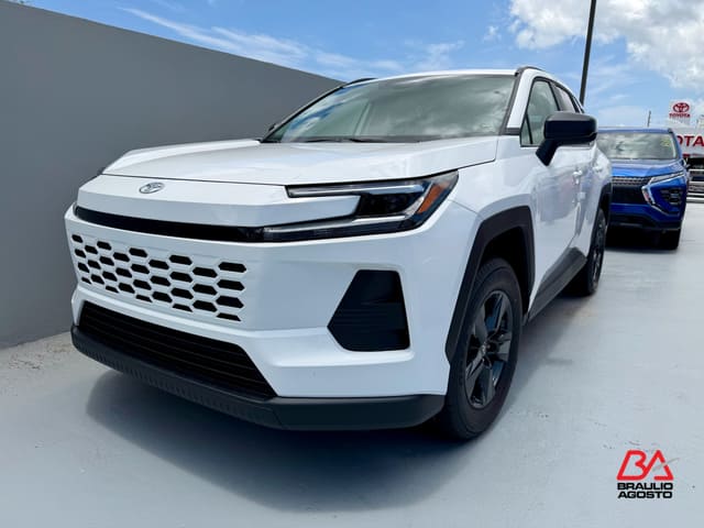 Toyota RAV4 LE 2026