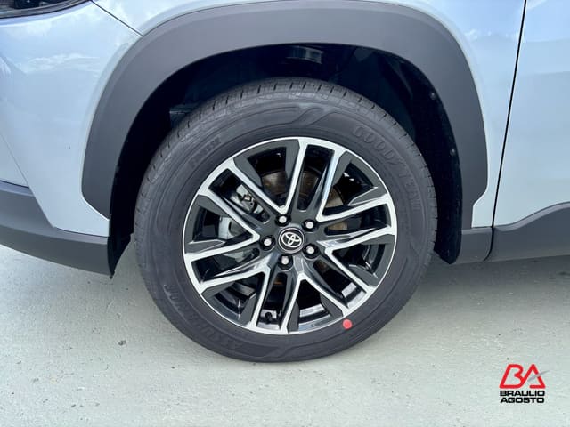Toyota Corolla Cross XLE 2026