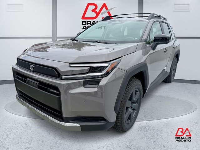 Toyota RAV4 LE 2026