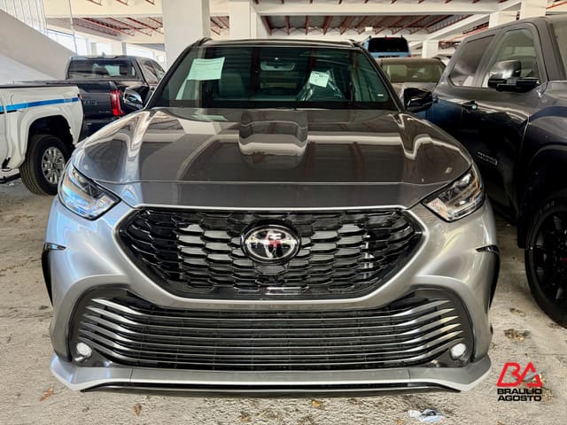 Toyota Highlander XSE 2026