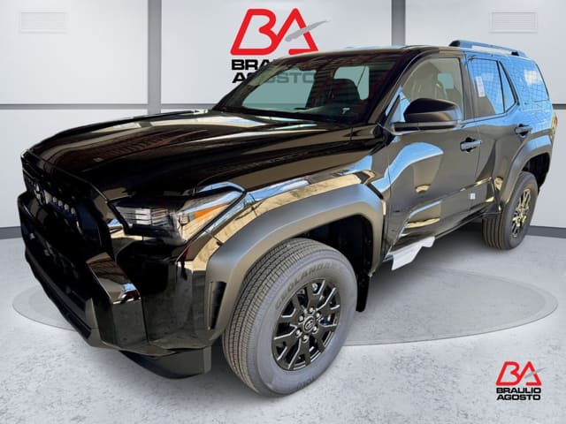 Toyota 4Runner SR5 2026