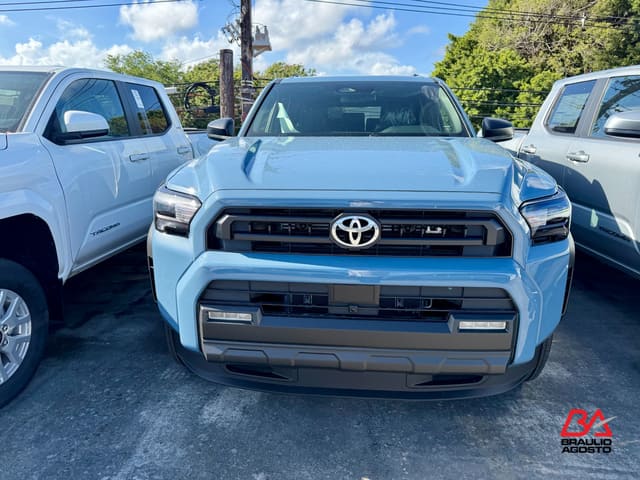 Toyota 4Runner SR5 2026