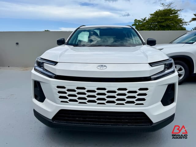 Toyota RAV4 LE 2026