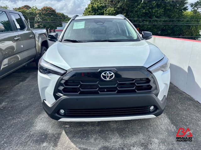 Toyota Corolla Cross XLE 2026