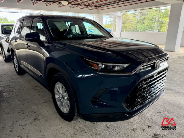 Toyota Grand Highlander XLE 2026