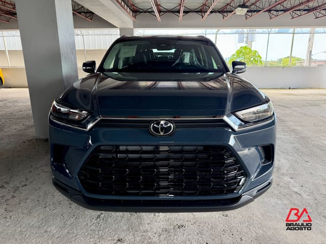 Toyota Grand Highlander XLE 2026