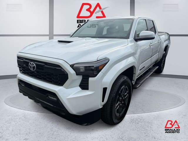 Toyota Tacoma 2WD SR5 2024