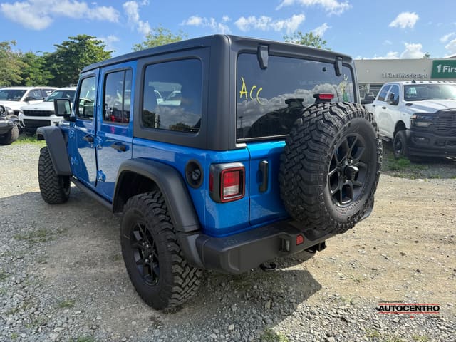 Jeep Wrangler 4-Door Willys 4x4 2026