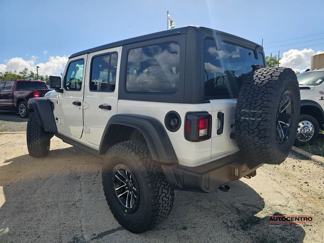Jeep Wrangler 4-Door Willys 4x4 2026