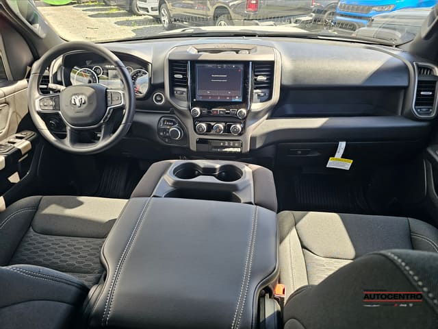 Ram 1500 Tradesman Crew Cab 4x4 5'7" Box 2025