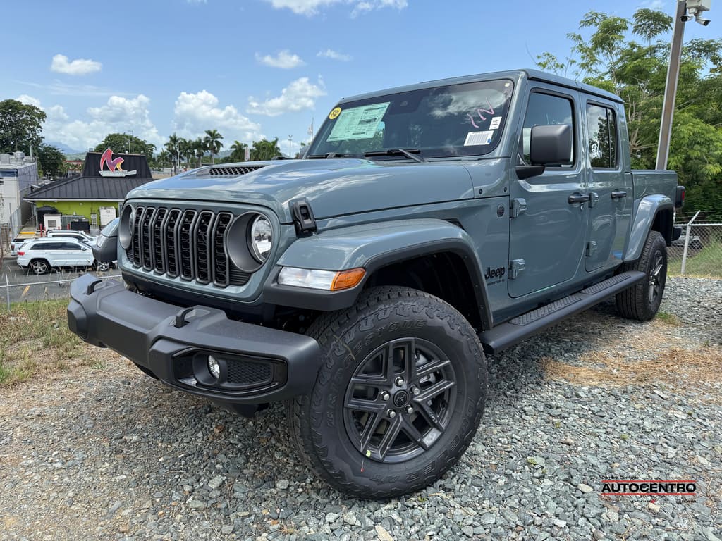 2026 Jeep Gladiator Sport S Auto's photo